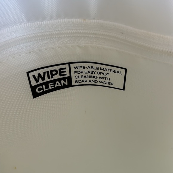 Very lightly used adidas backpack! - Picture 9 of 10